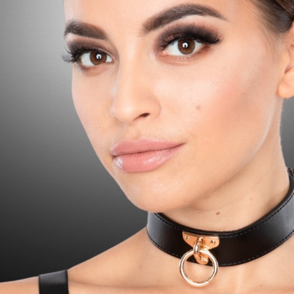 kinky-diva-o-ring-collar-bdsm-chic-600×600