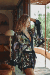Kimono court Cassiopée en mousseline imprimée